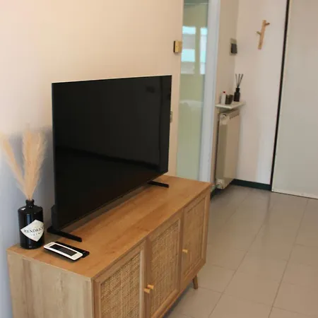 شقة Sassonia Breeze House *